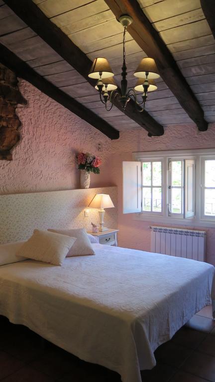 Posada Rural La Flor Del Nogal Ruente Zimmer foto